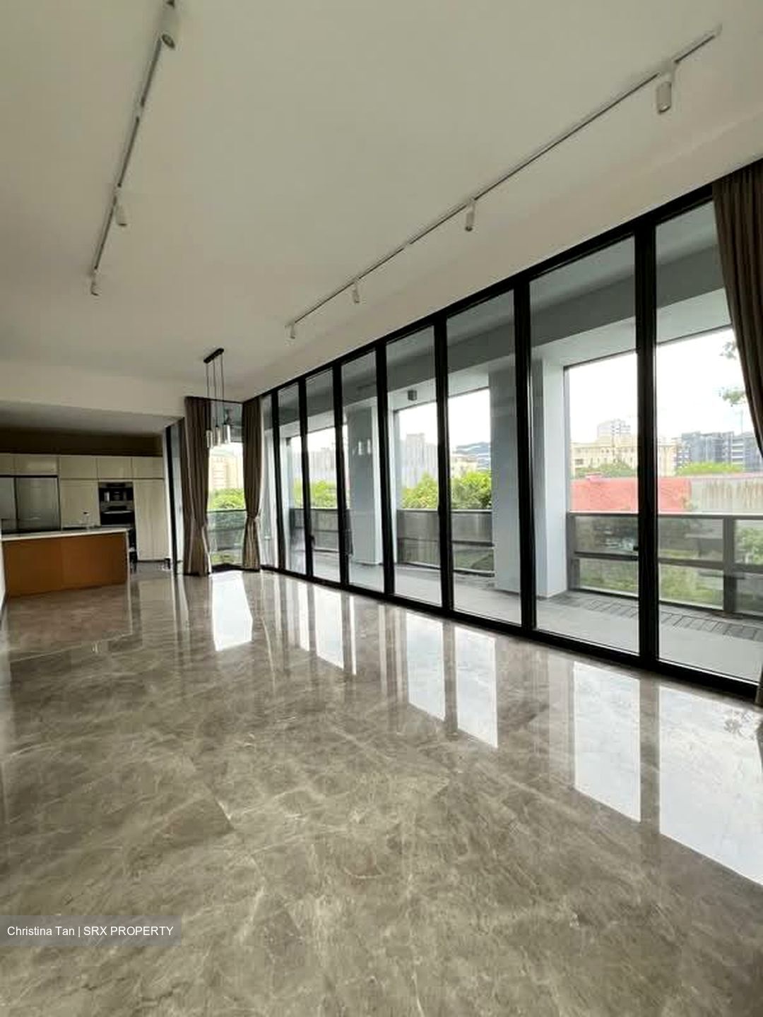 Nouvel 18 (D10), Condominium #563813621
